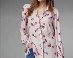 Express Portofino Shirt Women’s Small Pink Rose Garden Slim Fit Bow Cuffs